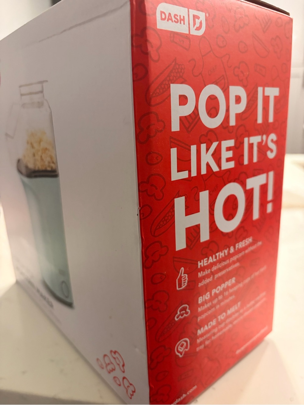 NWT Dash Popcorn Maker - Picture 4 of 4